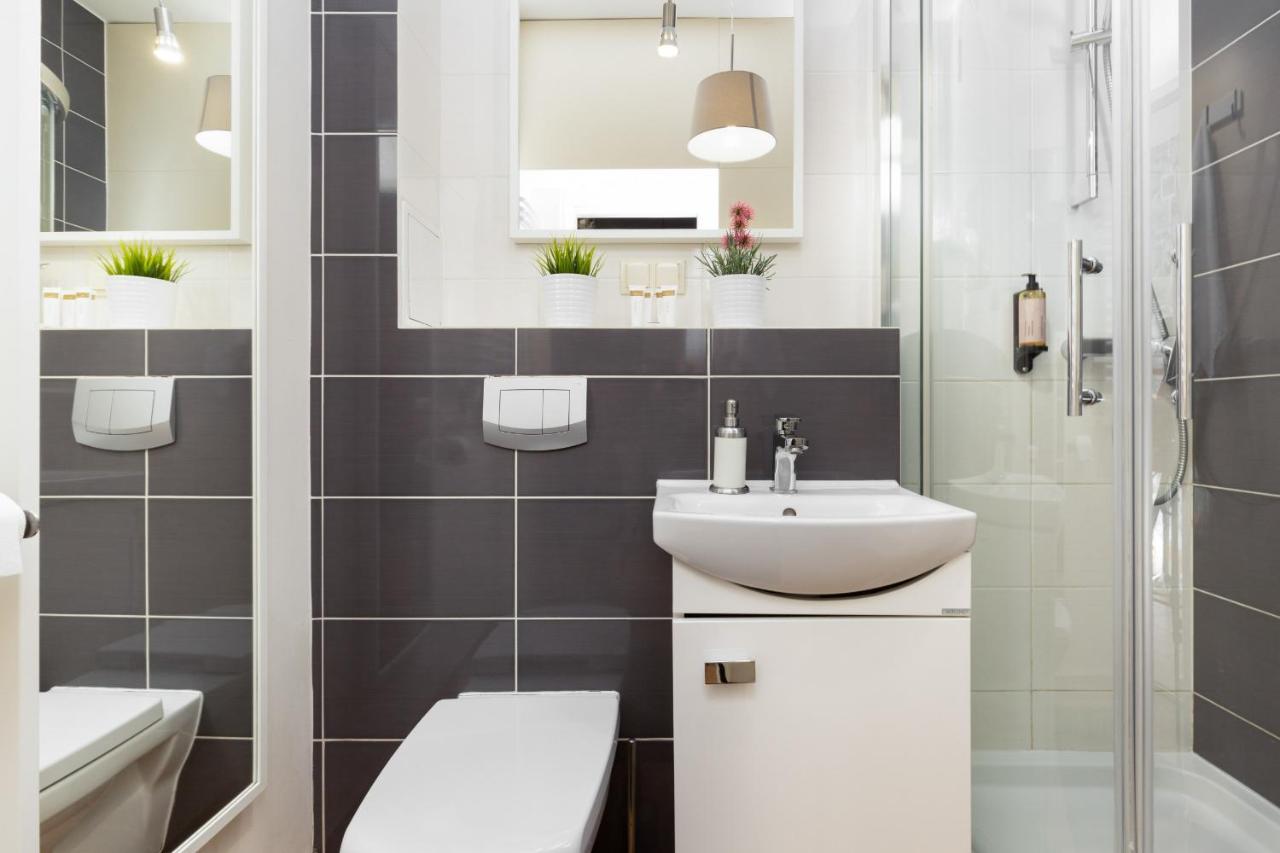 Apartment Warsaw Hoza By Noclegi Renters Екстер'єр фото